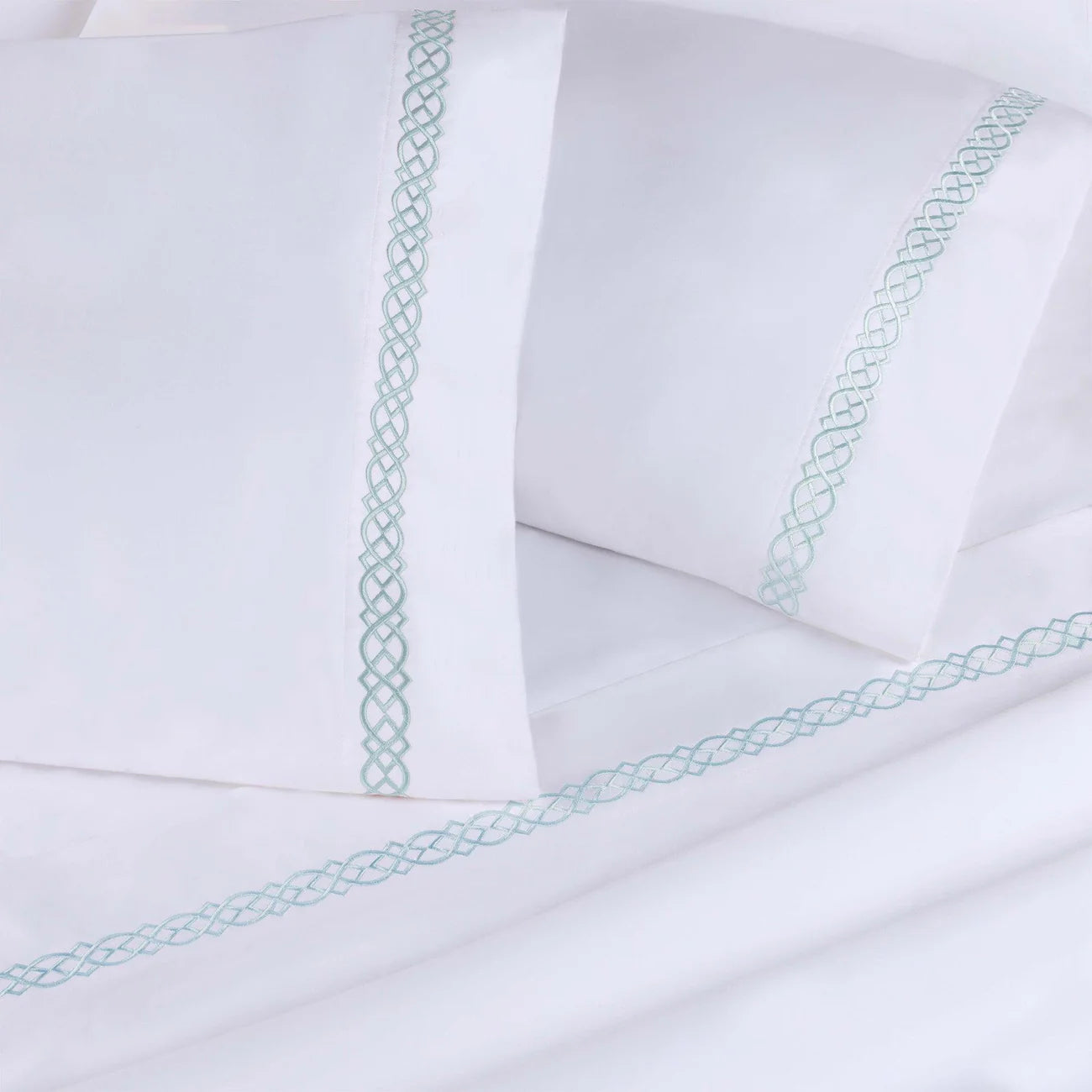 1000 Thread Count Embroidered Bed Sheet Set