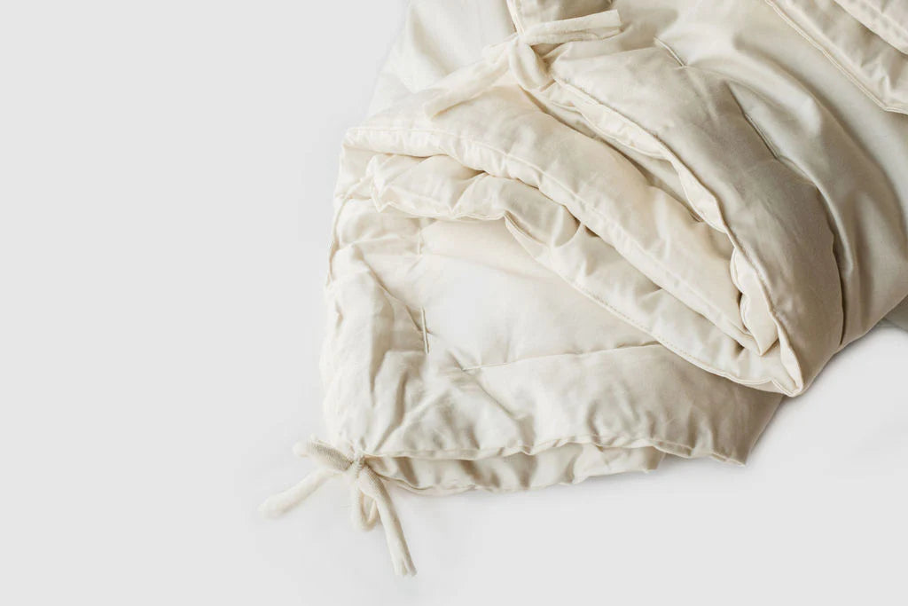 Dual-Weight Wool Comforter